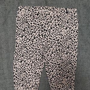 Jessica Simpson Kids Black and Cream Patterned Leggings